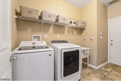 10 Redmond Ct, Bridgewater, NJ 08807 - Photo 13