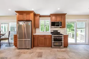 9 Francis Ln, Chester, NJ 07930 - Photo 13