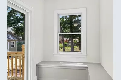 609 Harrison Ave, Roselle, NJ 07203 - Photo 17