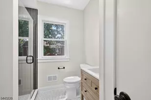 609 Harrison Ave, Roselle, NJ 07203 - Photo 19