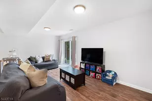 17 Muscotah Rd, Vernon, NJ 07422 - Photo 19