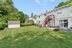 17 Muscotah Rd, Vernon, NJ 07422 - Photo 23