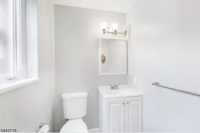 17 Muscotah Rd, Vernon, NJ 07422 - Photo 15