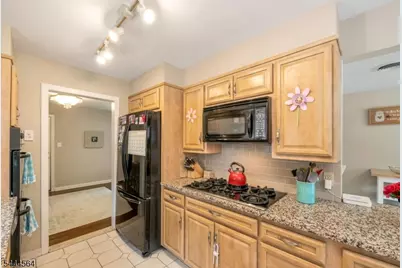 15 Kingwood Dr, Little Falls Township, NJ 07424 - Photo 17