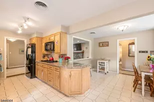 15 Kingwood Dr, Little Falls Township, NJ 07424 - Photo 15