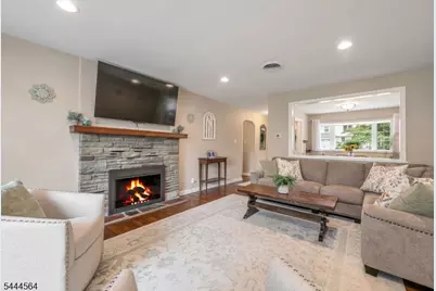 15 Kingwood Dr, Little Falls Township, NJ 07424 - Photo 9