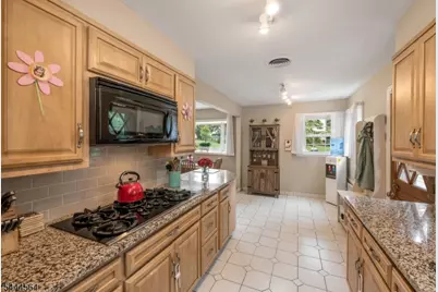 15 Kingwood Dr, Little Falls Township, NJ 07424 - Photo 19