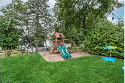 15 Kingwood Dr, Little Falls Township, NJ 07424 - Photo 39