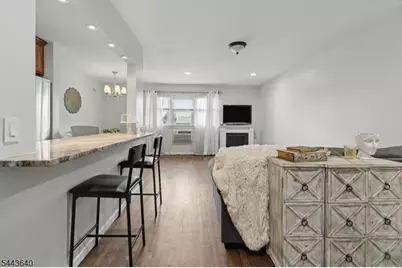 300 W Munsell Ave Cc5, Linden, NJ 07036 - Photo 7