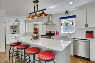 7 Hawthorne Ave, Glen Ridge, NJ 07028 - Photo 11
