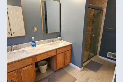60 Jackson Ave, Montgomery Township, NJ 08540 - Photo 17
