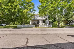 9 Jacksonburg Rd, Blairstown Township, NJ 07825 - Photo 1