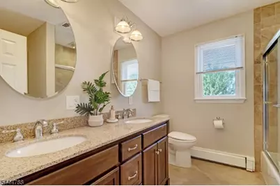 35 McKinley Ave, East Hanover Township, NJ 07936 - Photo 11