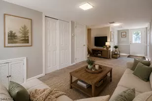 35 McKinley Ave, East Hanover Township, NJ 07936 - Photo 17