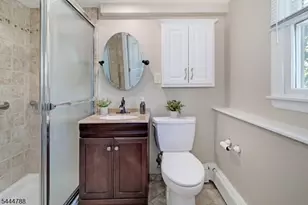 35 McKinley Ave, East Hanover Township, NJ 07936 - Photo 19