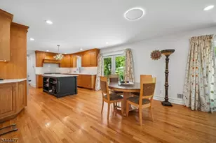 24 Rippling Brook Dr, Millburn, NJ 07078 - Photo 9