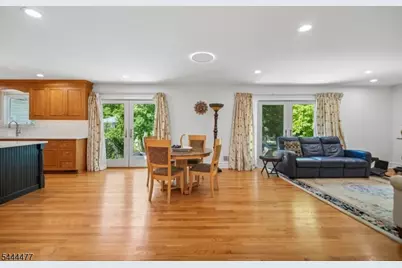 24 Rippling Brook Dr, Millburn, NJ 07078 - Photo 11