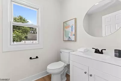 304 Irwin St, Phillipsburg, NJ 08865 - Photo 13
