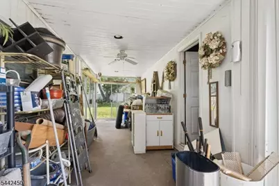 42 Walnut St, Edison, NJ 08817 - Photo 19