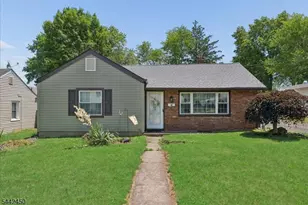 42 Walnut St, Edison, NJ 08817 - Photo 1