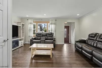 392 Ingall St, Union Township, NJ 07083 - Photo 5