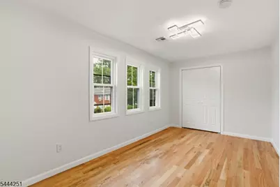 444 Joralemon St, Belleville, NJ 07109 - Photo 11