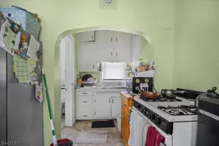 9 Morris Ave, Garfield, NJ 07026 - Photo 5