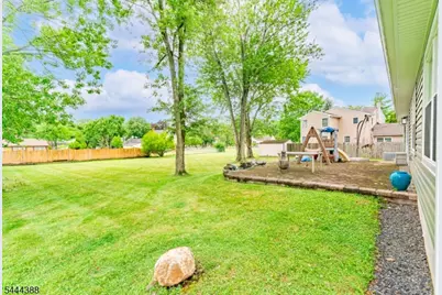 3 Wilkens Dr, Piscataway Township, NJ 08854 - Photo 21