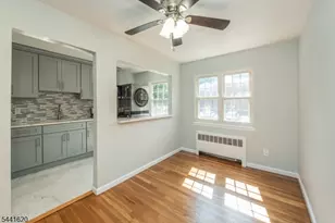 32 Wedgewood Dr, Verona, NJ 07044 - Photo 3