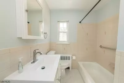 32 Wedgewood Drive #48, Verona, NJ 07044 - Photo 11