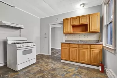 2 Columbus Pl #2R, Bound Brook, NJ 08805 - Photo 5