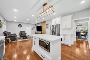 767 Hemlock Rd, Union Township, NJ 07083 - Photo 7