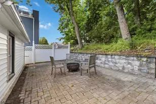 32 Schwarz Blvd, Jefferson Township, NJ 07849 - Photo 15