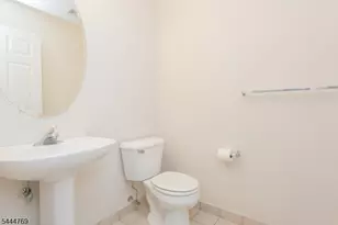 2404 Vantage Ct, Denville, NJ 07834 - Photo 17