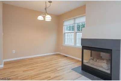 2404 Vantage Ct, Denville, NJ 07834 - Photo 11