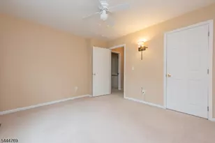 2404 Vantage Ct, Denville, NJ 07834 - Photo 25