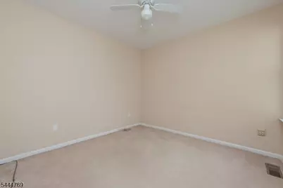 2404 Vantage Ct, Denville, NJ 07834 - Photo 27