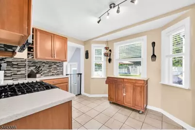 401 Lum Ave, Union Township, NJ 07083 - Photo 9