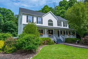 15 Tanglewood Dr, Andover Township, NJ 07848 - Photo 1