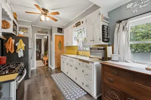 653 Cleveland Ave, Elizabeth, NJ 07208 - Photo 11