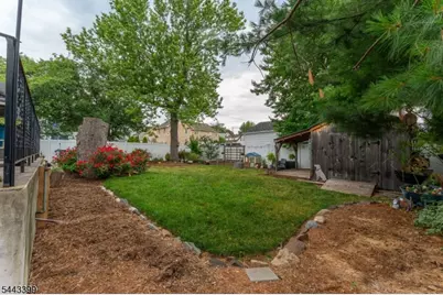 653 Cleveland Ave, Elizabeth, NJ 07208 - Photo 21