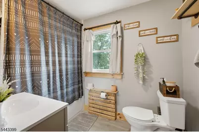 653 Cleveland Ave, Elizabeth, NJ 07208 - Photo 15
