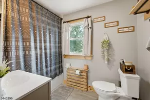 653 Cleveland Ave, Elizabeth, NJ 07208 - Photo 15