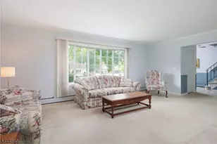 39 St Germain Dr, Clark Township, NJ 07066 - Photo 9