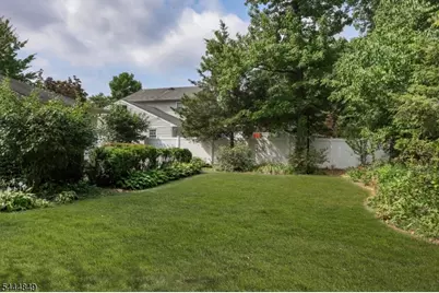 39 Saint Germain Dr, Clark Township, NJ 07066 - Photo 35