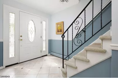 39 Saint Germain Dr, Clark Township, NJ 07066 - Photo 7