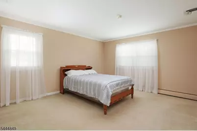 39 Saint Germain Dr, Clark Township, NJ 07066 - Photo 19
