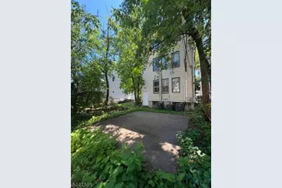 217 N 15th St, East Orange, NJ 07017 - Photo 33