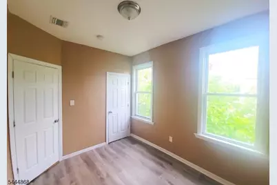 217 N 15th St, East Orange, NJ 07017 - Photo 17