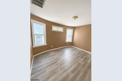 217 N 15th St, East Orange, NJ 07017 - Photo 19